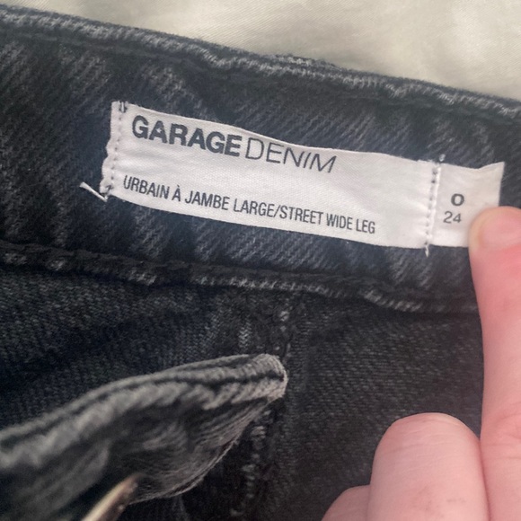 ripped jeans - Picture 2 of 2